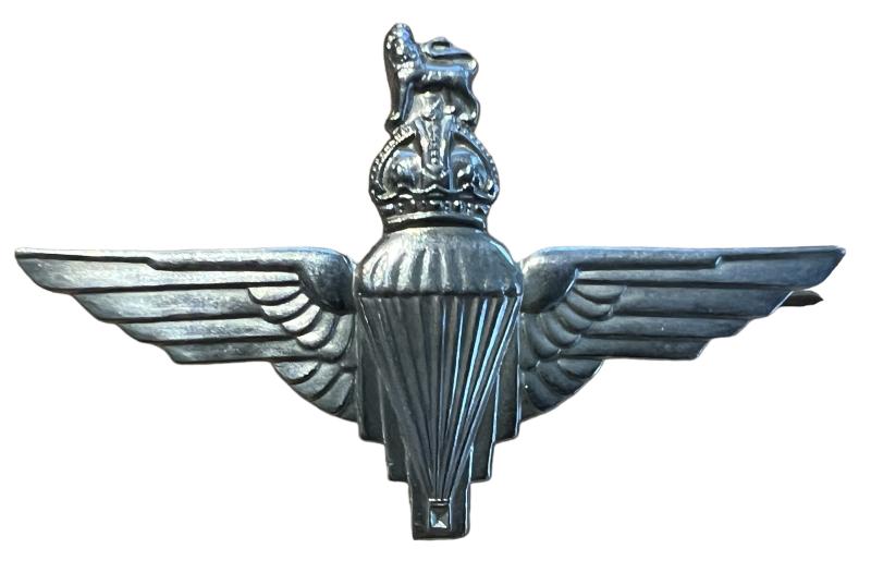British (Airborne) Parachute Regiment Cap Badge - Mint Condition