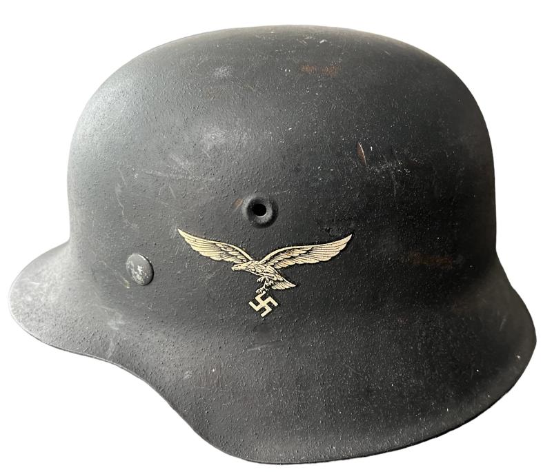 WH (Luftwaffe) Single Decal M42 Combat Helmet - Near Mint Condition