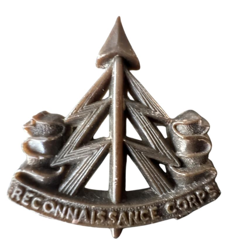 British (Airborne) Economy i.e. Bakelite Reconnassiance Corps Cap Badge - Nice Used Condition