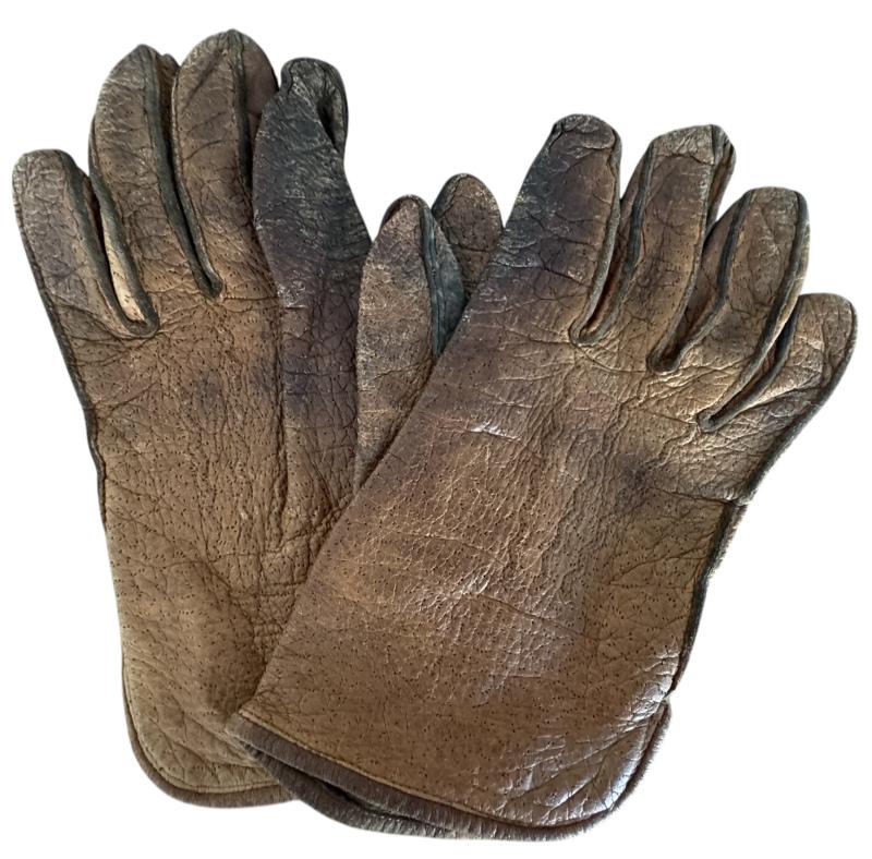 U.S. Officers Leather Gloves - Nice Used Condition