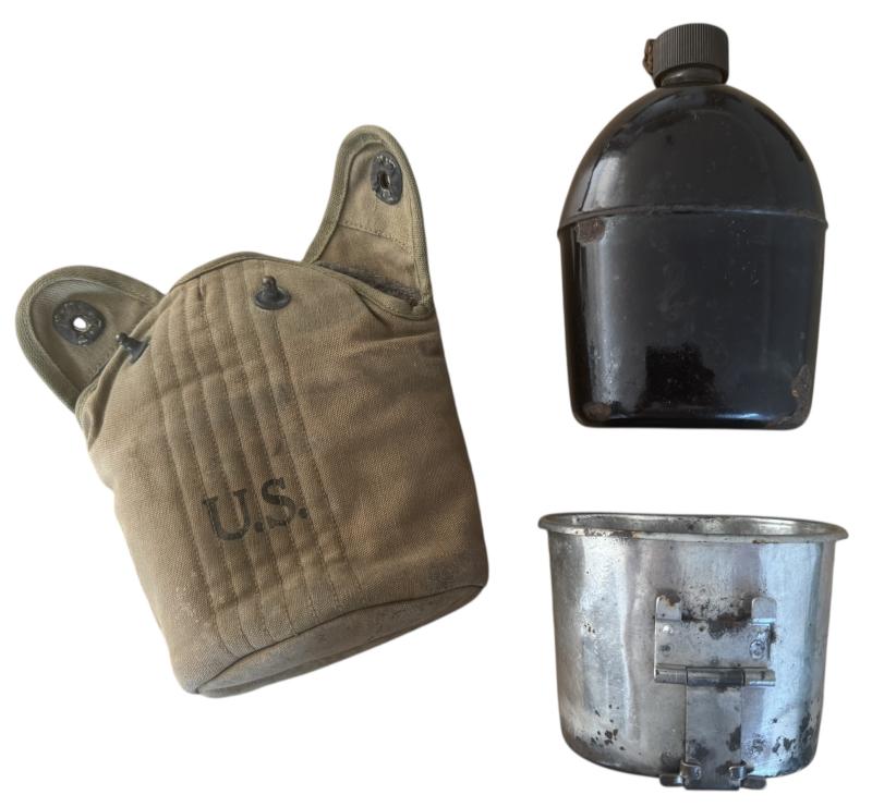 U.S. M1942 Enamel Canteen And Cover 1942 - Nice Used Condition