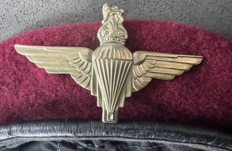 British (Airborne) Red Beret 1944 Kangol Wear Limited With Parachutisten Wing - Nice Used Condition