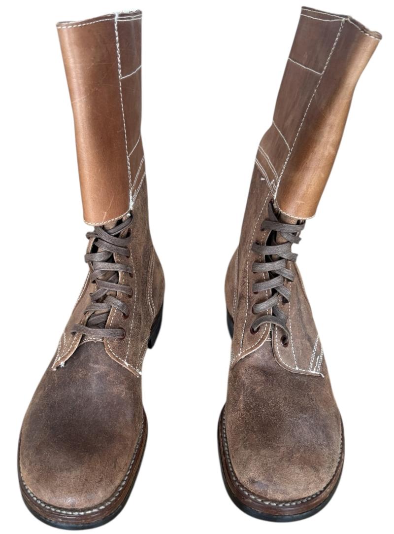 U.S. M1943 Service Boots 1944 Dated Sized 8 1/2 - Near Mint Condition