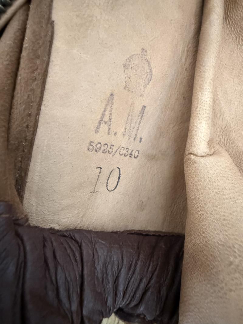 Royal Air Force Named 1941 Pattern Flying Gauntlets Size 10 - Nice Used Condition