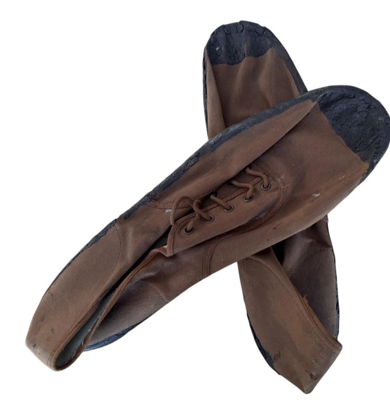 British PT Plimsolls 1940 Dated Size 12 - Unissued Condition