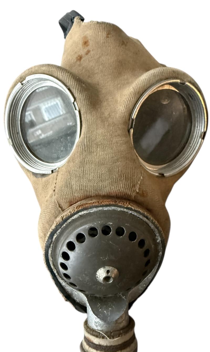 British 'B.E.F Issue (Dunkirk) MkIV Gas Mask With Rare EA Filter - Nice Used Condition