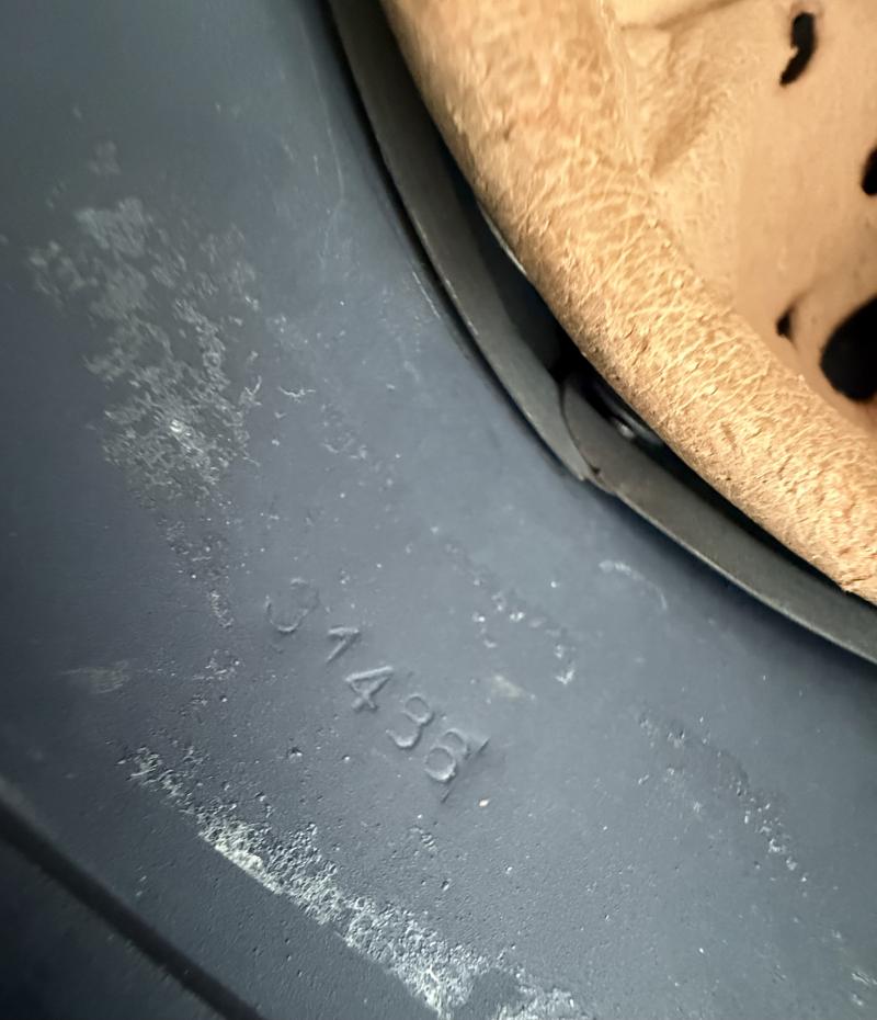 WH (Luftwaffe) Single Decal M40 Combat Helmet - Mint Unussued Condition