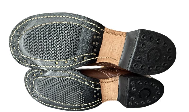 U.S. (Airborne) Paratrooper Corcoran Jump Boots Size 10 - Mint Unussued Condition