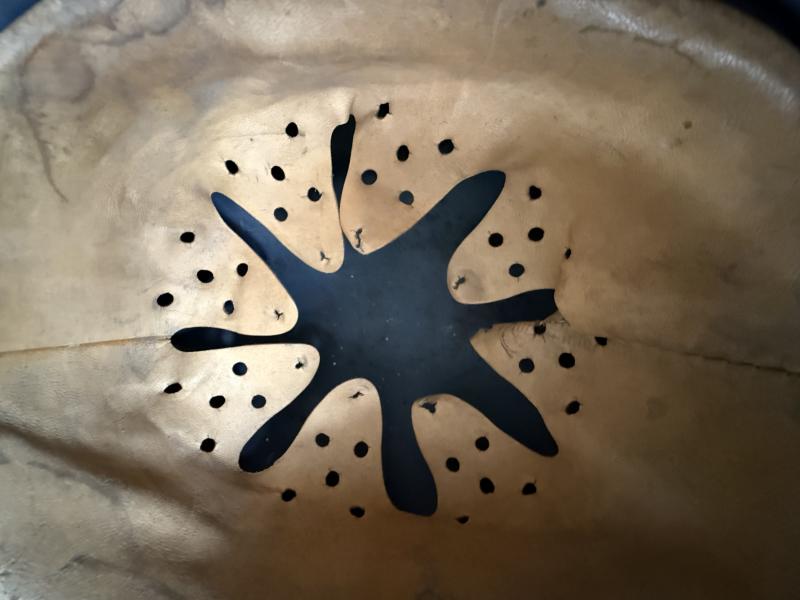 WH (Luftwaffe) Single Decal M40 Combat Helmet - Nice Used Condition