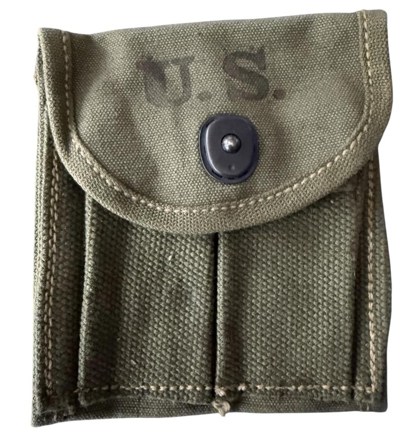 U.S. Double Pocket Magazine Pouch 1944 - Unissued Condition