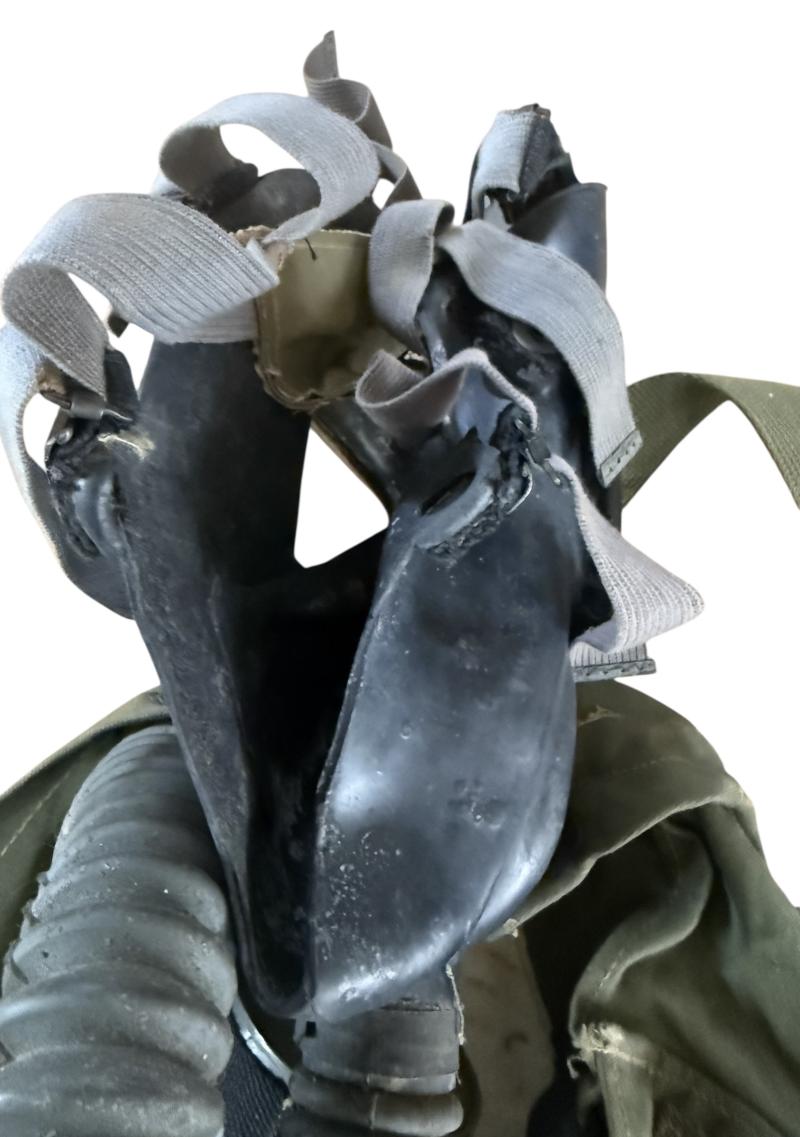 U.S. M3 Lightweight Gas Mask and M6 Carrier - Unissued Condition