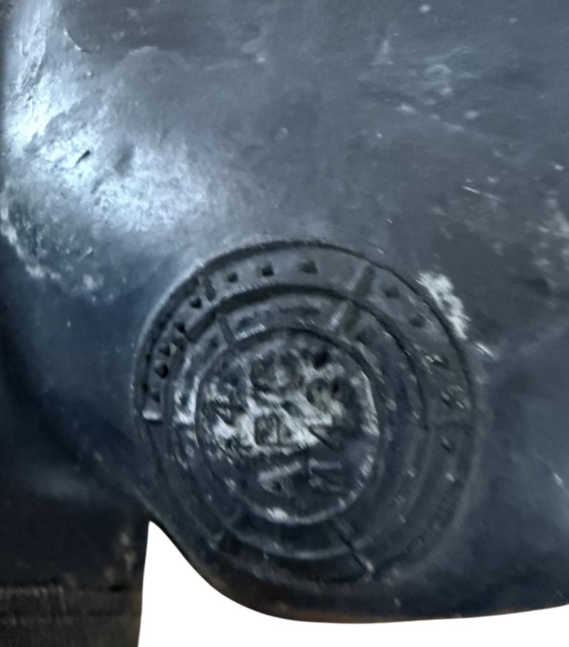 U.S. M3 Lightweight Gas Mask and M6 Carrier - Unissued Condition