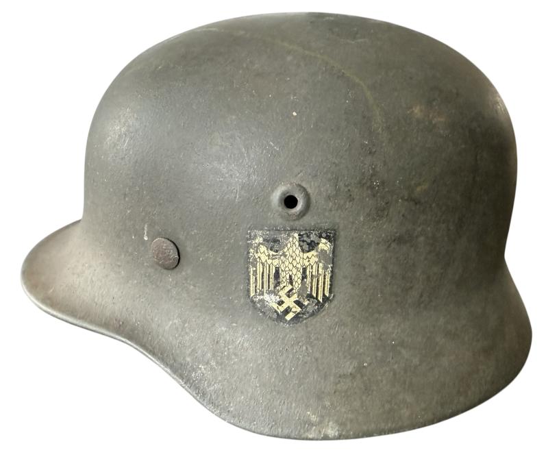 WH (HEER) Single Decal M40 Combat Helmet - Nice Used Condition