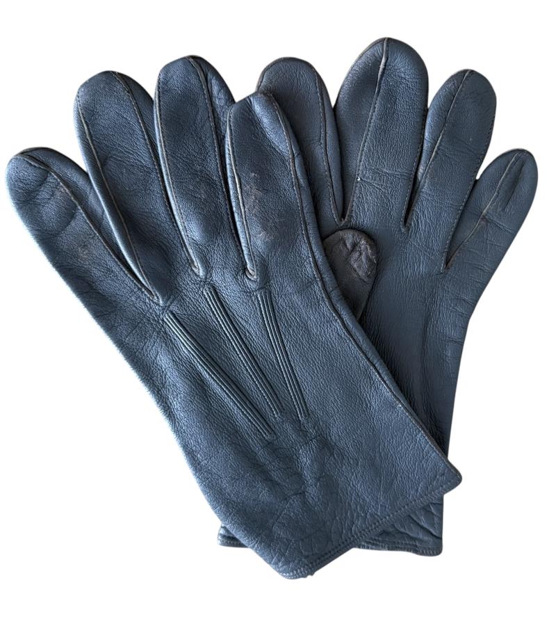 WH (HEER) Officer's Gloves - Nice Used Condition