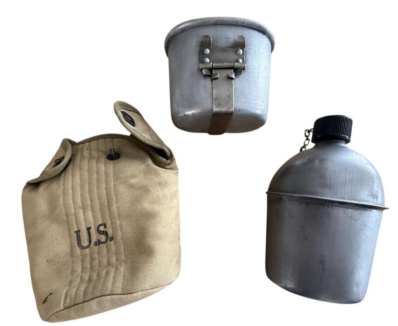 U.S. M1942 Canteen and Cover 1942 - Near Mint Condition