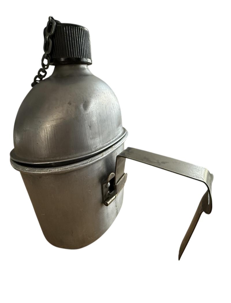 U.S. M1942 Canteen and Cover 1942 - Near Mint Condition