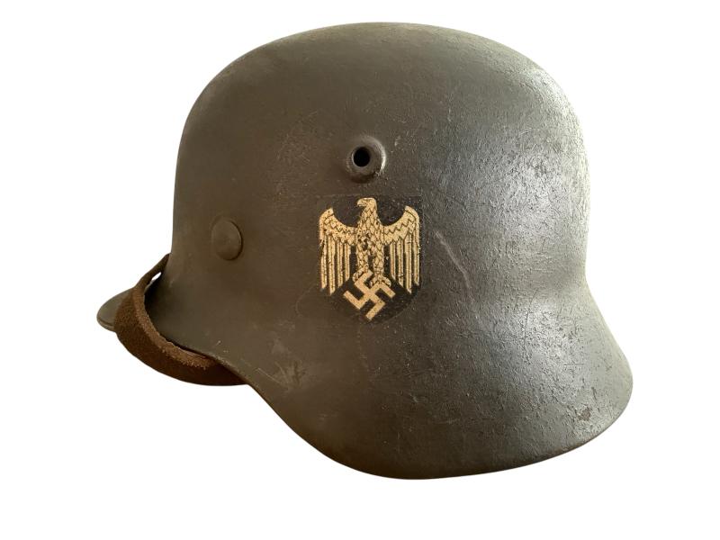 WH (HEER) Single Decal M40 Combat Helmet - Nice Used Condition