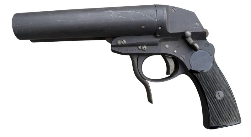 Luftwaffe Double Barrel Flare Pistol  Nice Used Condition