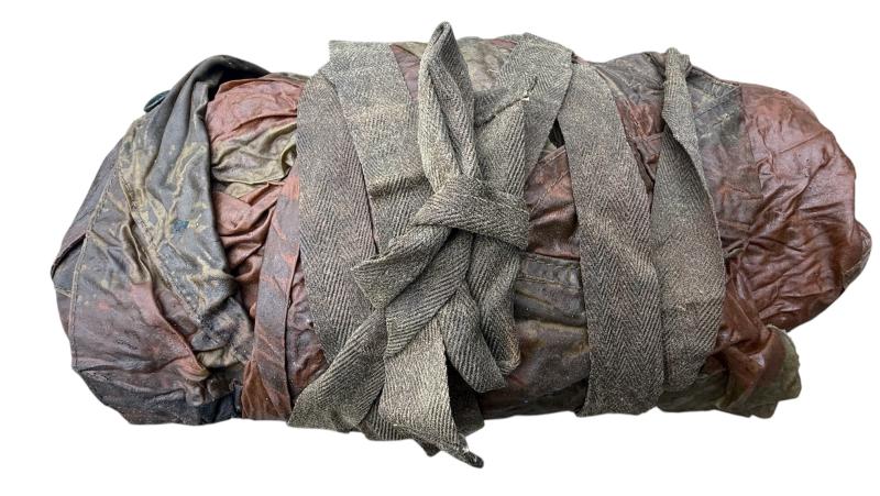 Rare British (Airborne) Anti Gas Cape 1943 Dated - unissued Condition