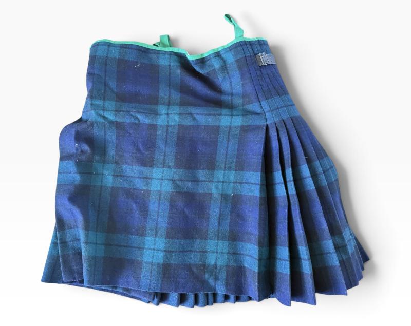 Black Watch (Royal Highland Regiment) Kilt Size 18 - Nice Used Condition