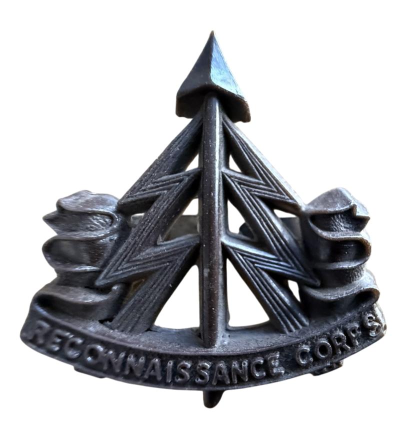 British (Airborne) Economy i.e. Plastic Reconnaissaince Cap Badge