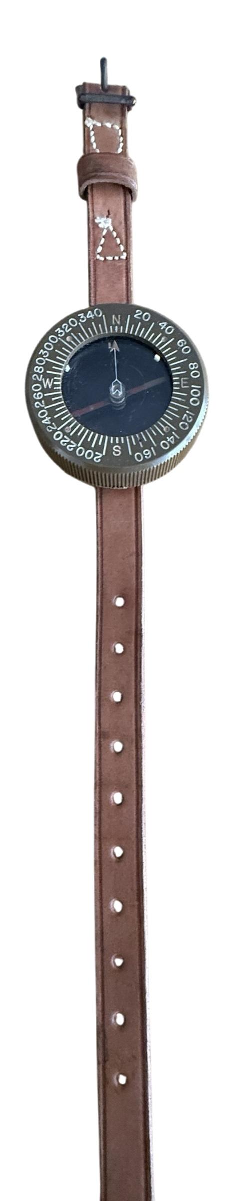 U.S. (Airborne) Wrist Compass  1944- Unussued Condition